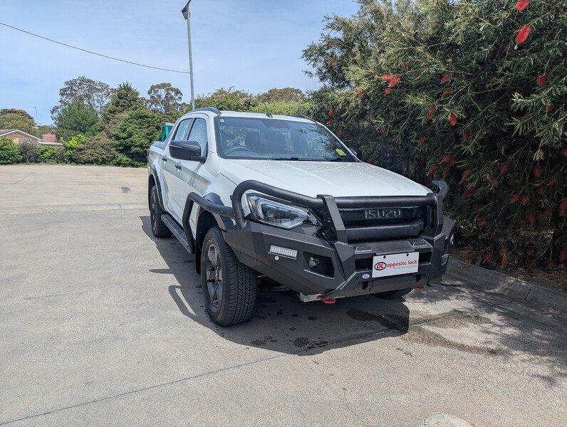 Isuzu D-Max fitted with an Opposite Lock bull bar
